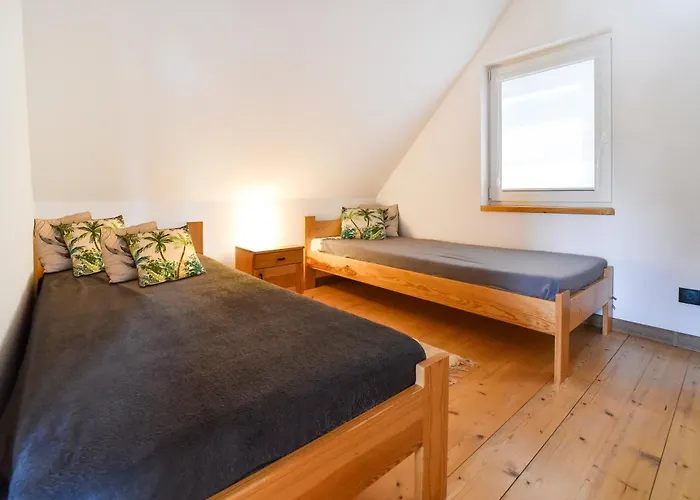 Przysiolek Buczyna Na Kaszubach * Chrztowo